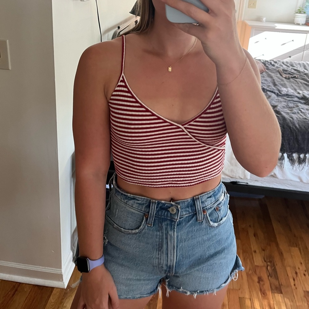 Red and White Cropped tank